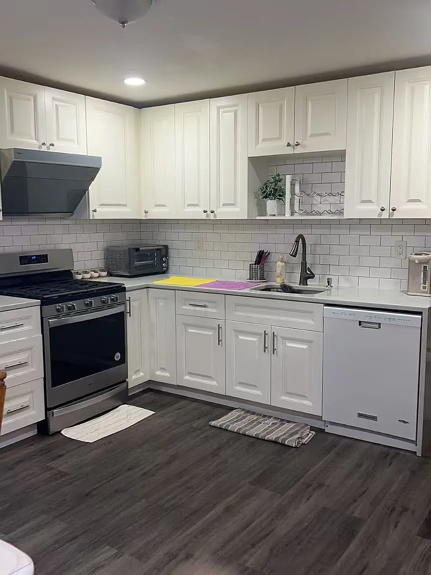 1 bed, $1,050 — Photo 3