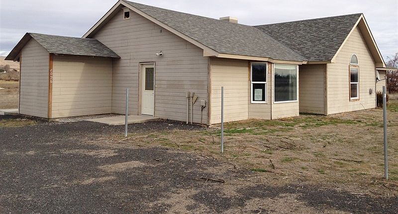 1st image of 8096 Road 10 NW