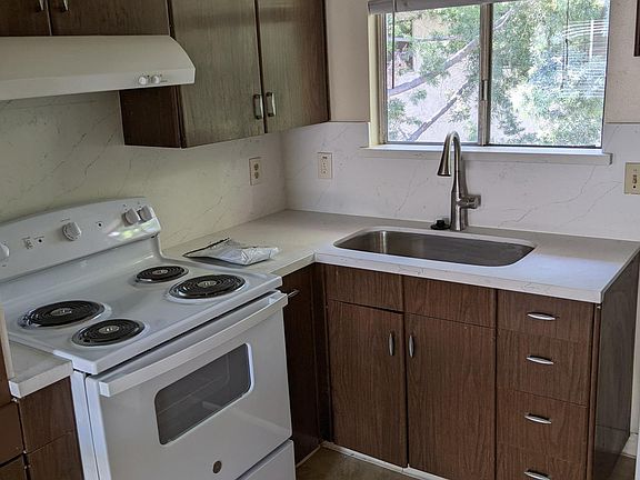 4th image of 1277 Leigh Ave APT 11