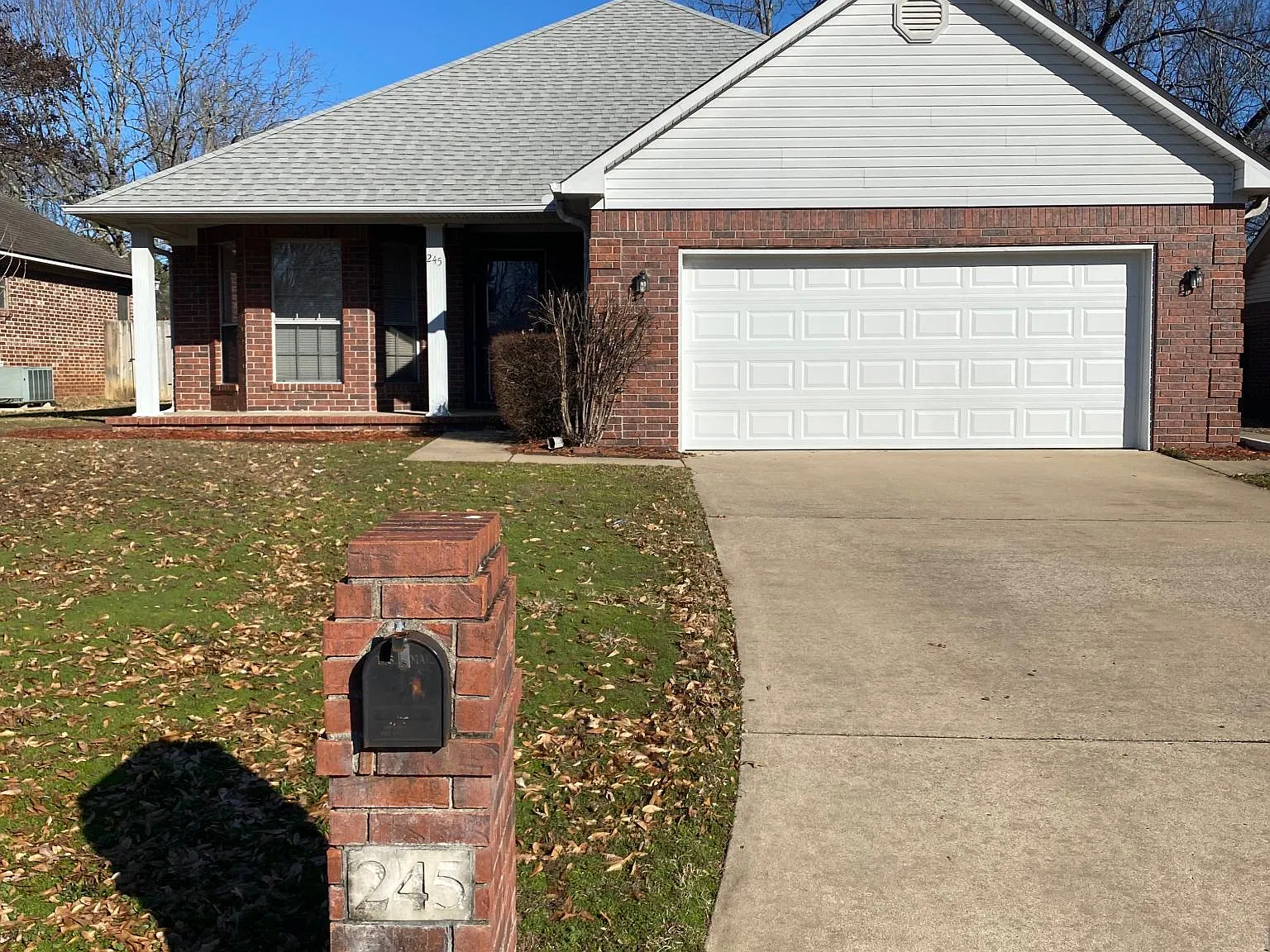 3 bed, 1502 sqft, $1,500 — Photo 1
