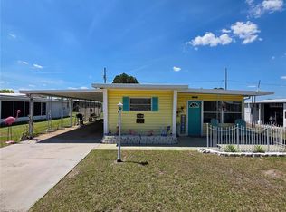 5239 Flint St, Zephyrhills, FL 33542