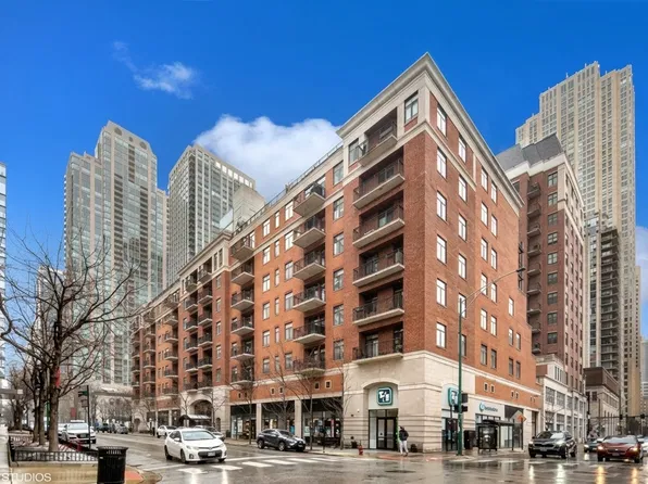 33 W Huron St APT 805, Chicago, IL 60654