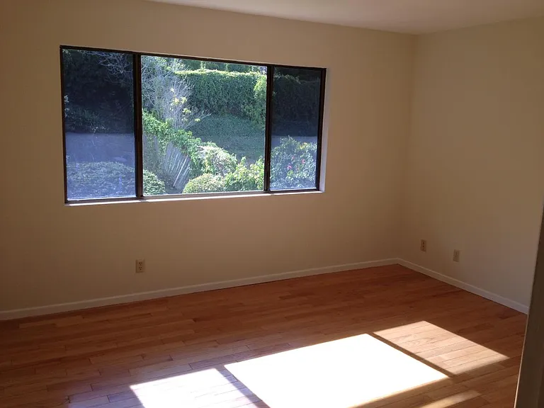 Upstairs bedroom 2