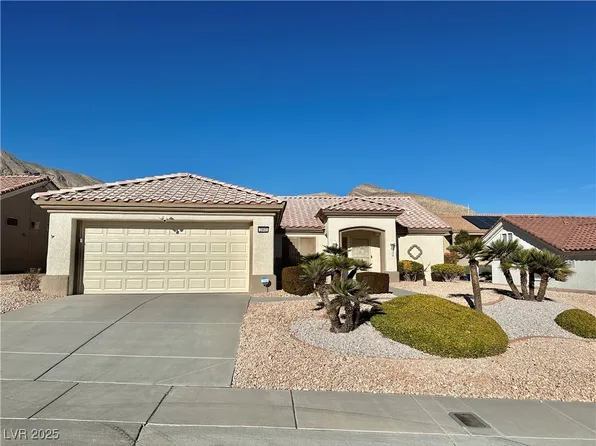 2905 Faiss Dr, Las Vegas, NV 89134