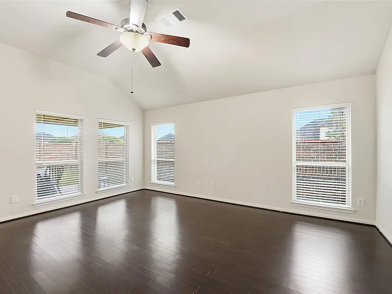 18751 Majestic Vista Ln — Photo 7