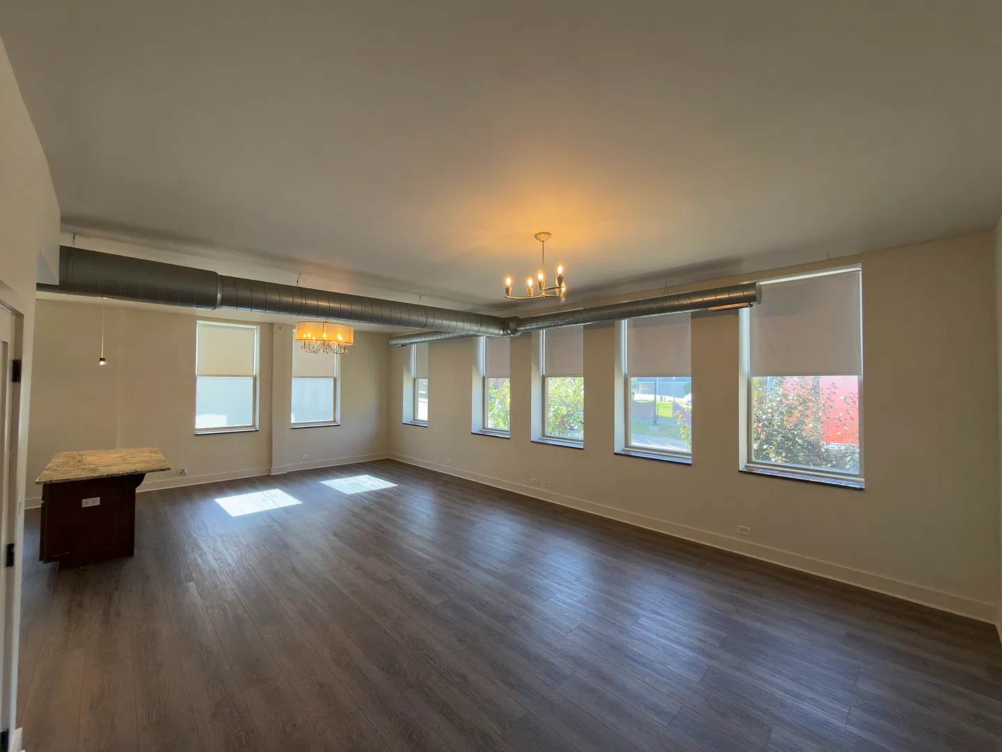 2 bed, 1200 sqft, $2,300 — Photo 3