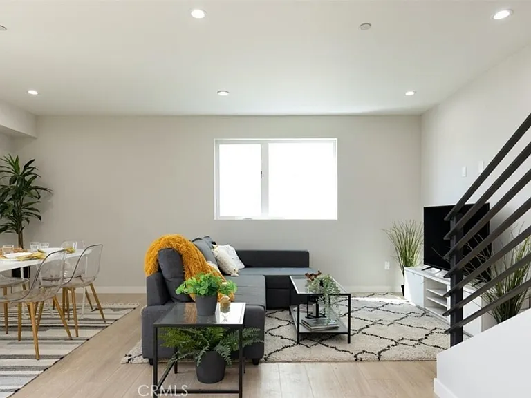 2234 Crenshaw Blvd #2232-1/2 — Photo 5