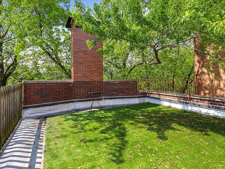 622 W Wellington Ave #8 — Photo 12