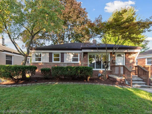 10041 Seltzer St, Livonia, MI 48150