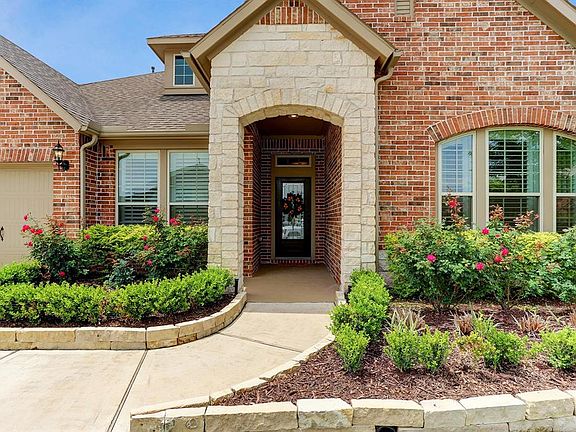 3rd image of 23647 Carlise Hills Trce