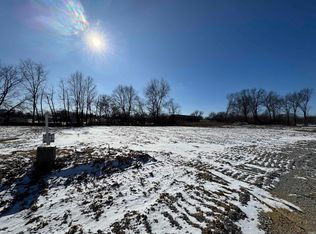 6 Blue Bird Pie Rd, Mitchell, IN 47446