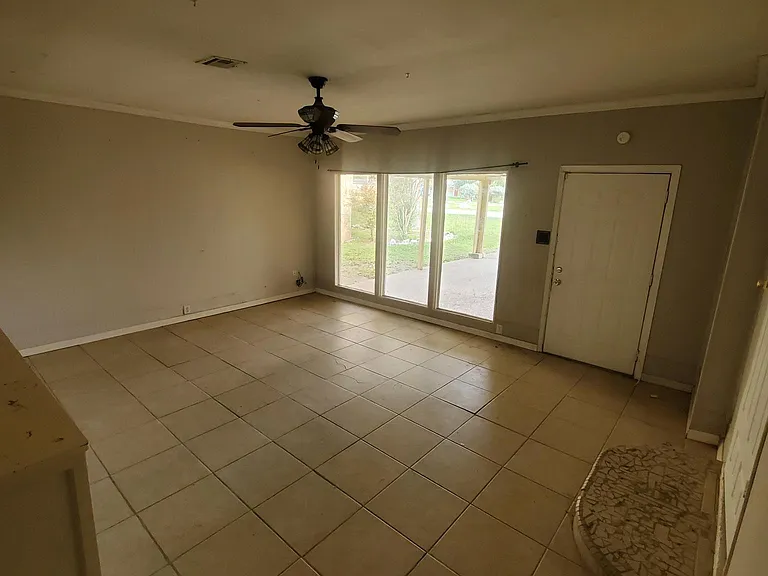 114 Pardo Cir — Photo 9