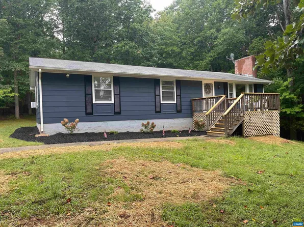 5837 Thomas Jefferson Pkwy, Palmyra, VA 22963