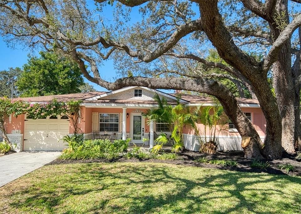 1st image of 1746 Opal Ln
