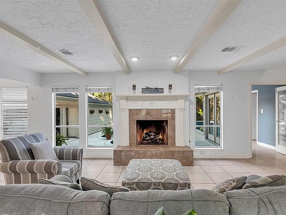 5th image of 24102 Northcrest Dr