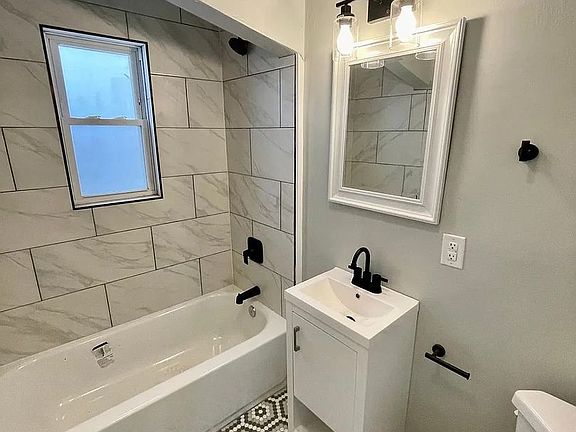 3rd image of 3915 Mount Troy Rd #28265F079