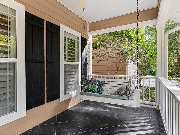 3773 SW 21st Dr — Photo 5
