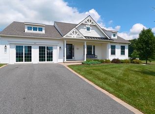 324 Greenwood Dr, Oxford, PA 19363