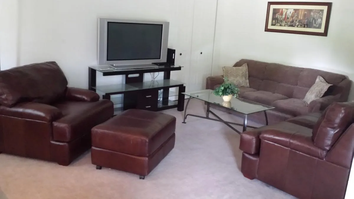 2 bed, 1100 sqft, $1,325 — Photo 3