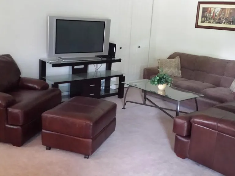 535 University Dr #2 — Photo 3