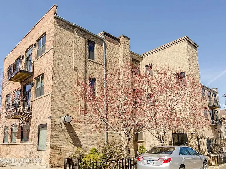 1560 W Wabansia Ave #2A — Photo 1