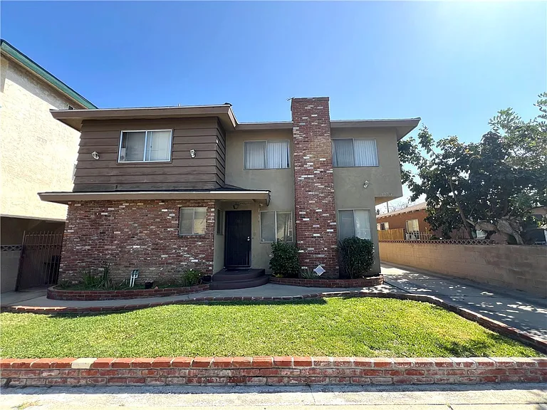 12706 Kornblum Ave #C — Photo 1