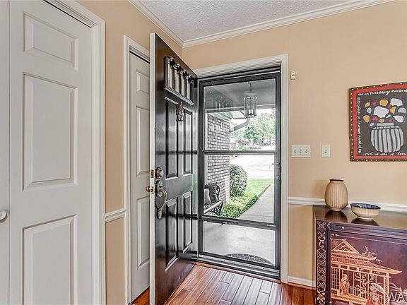 4th image of 1601 Quail Run Dr