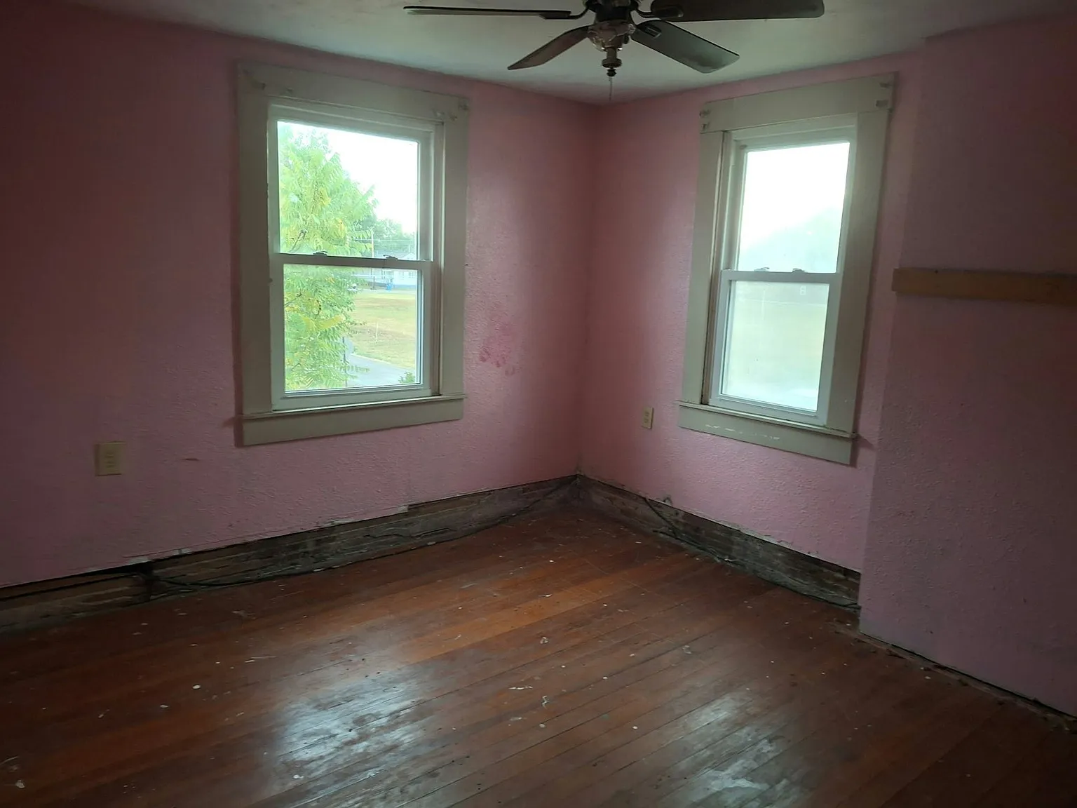 311 West 5th Street — Photo 3