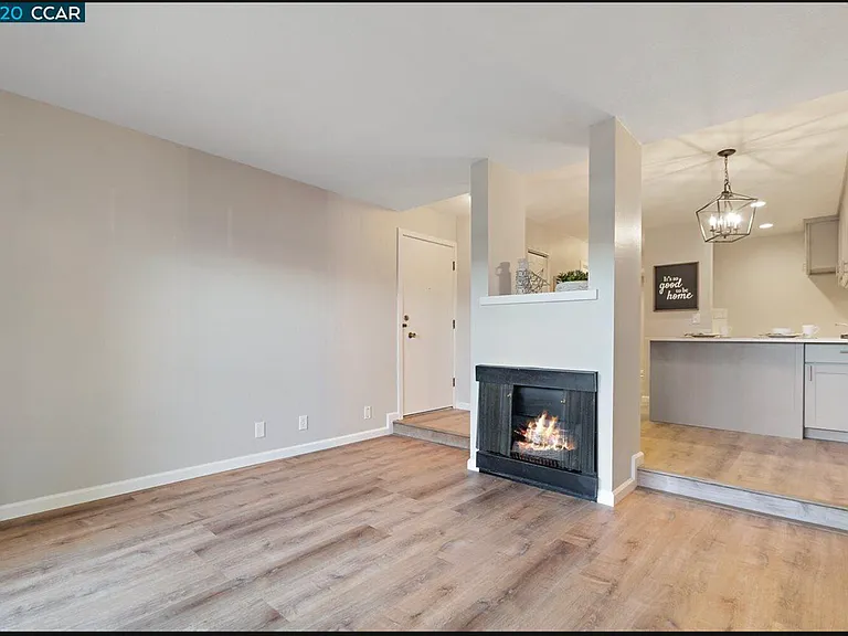 2562 Walnut Blvd #73 — Photo 4