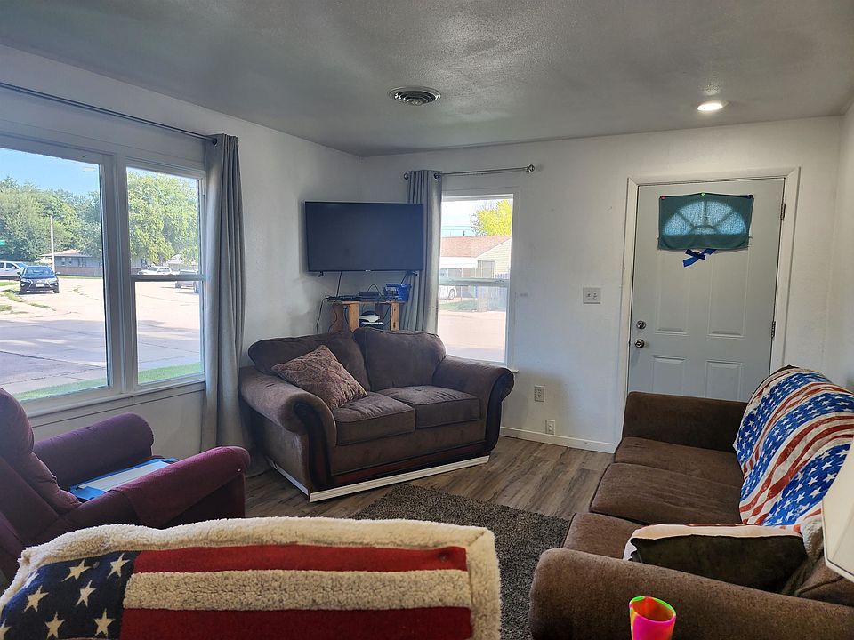 1101 W Lawn Dr, Ogallala, NE 69153 MLS 33006 Zillow