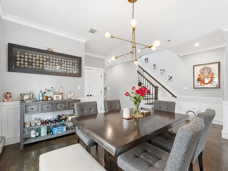 391 Lincoln Ave — Photo 11