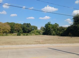 8318 Carbondale St, Dallas, TX 75216