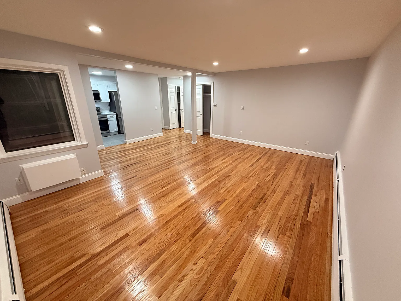 1 bed, 800 sqft, $1,750 — Photo 2