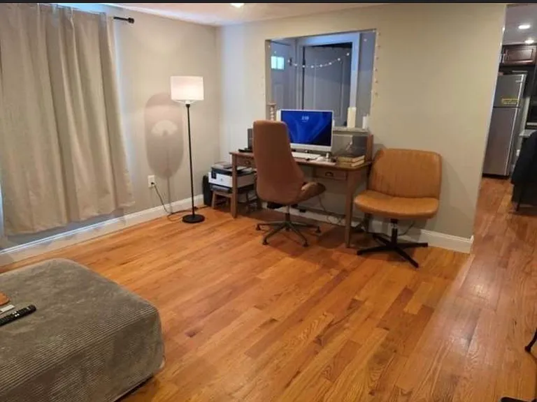 22 Tracey St — Photo 6