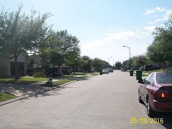 4th image of 19719 Cozy Cabbin Dr