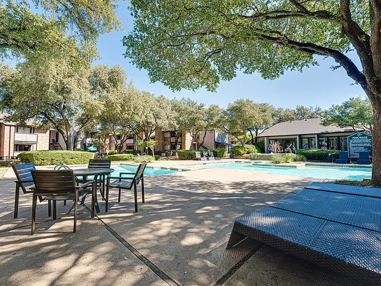 Southern Oaks — Photo 32