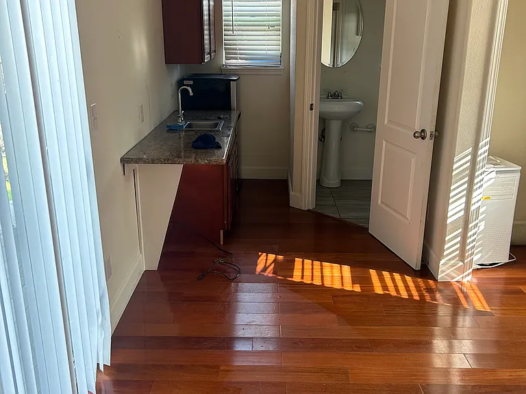 2238 Gunn Rd #4 — Photo 10