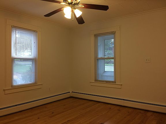 4th image of 312 Erie Ave