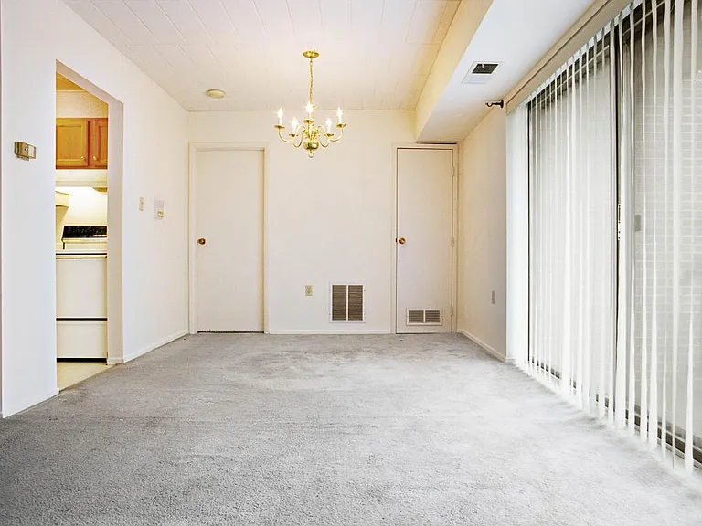 265 Shady Ave #23 — Photo 3