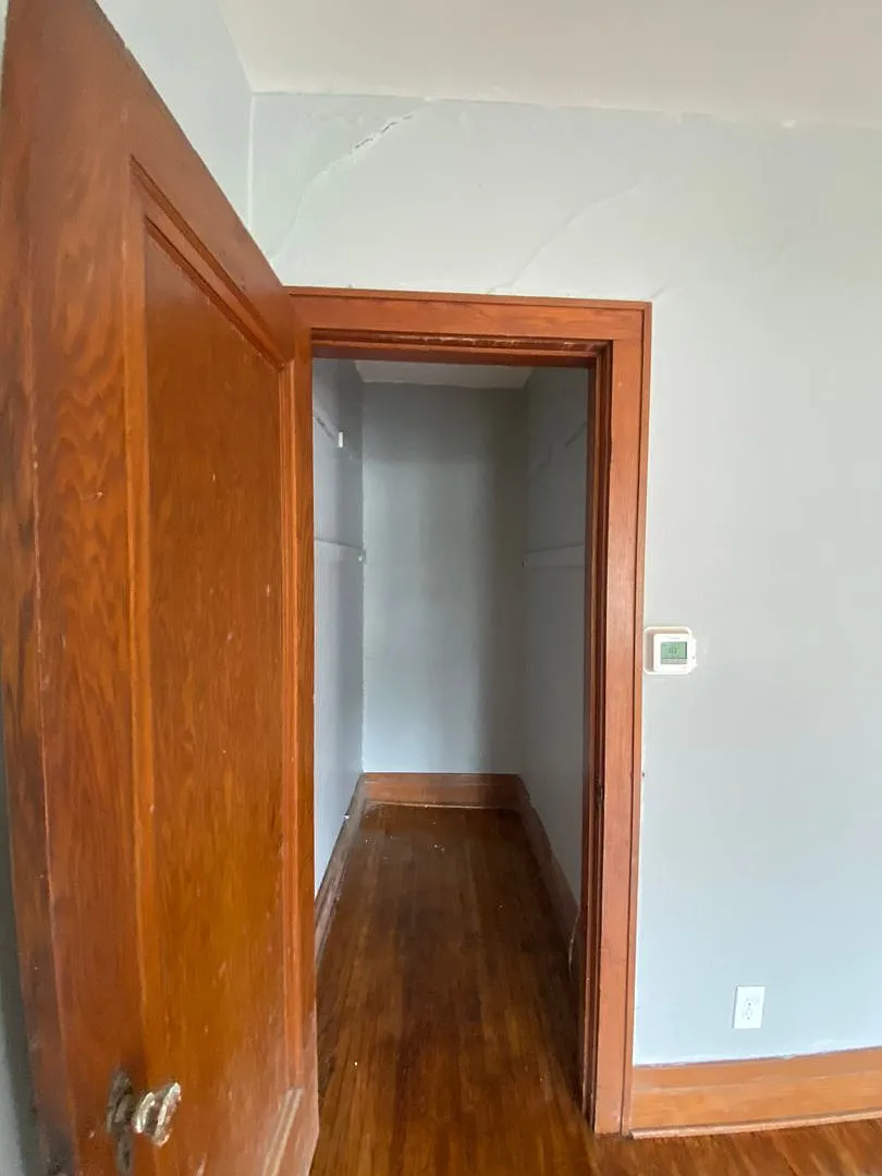 1 Bedroom Duplex for Rent 216 Pleasant Waterloo, IA — Photo 2