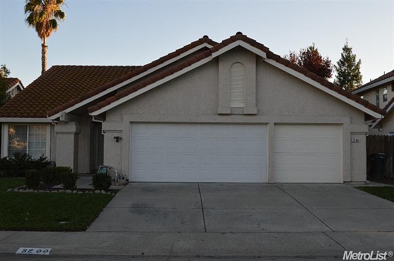 1st image of 3200 Black Eagle Dr