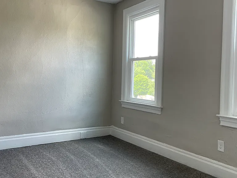 1114 Milan Ave — Photo 10
