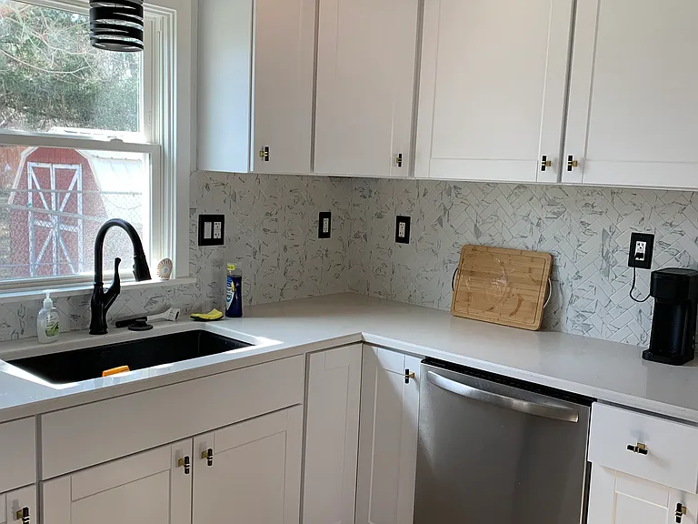 145 Miller St — Photo 6