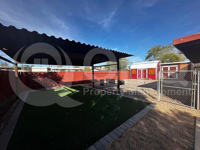 1132 W Knox Pl — Photo 21