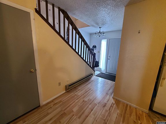5th image of 1100 Leal St