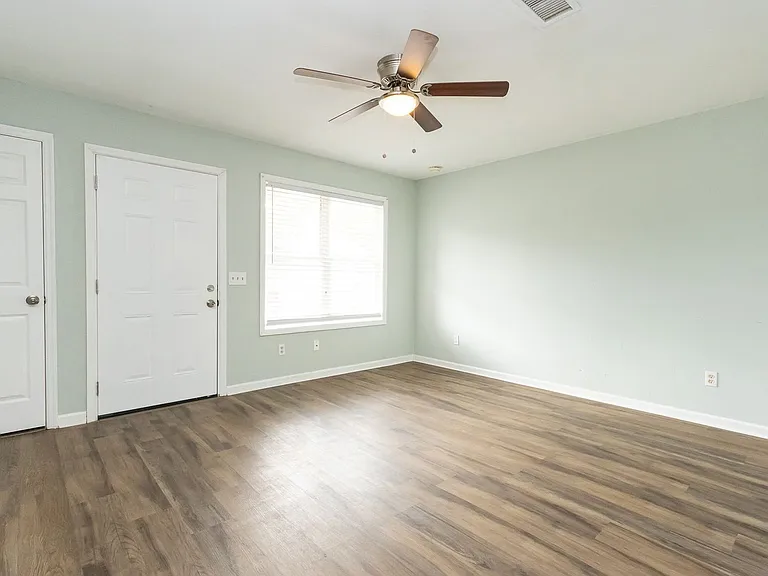 1701 Mulberry St #B — Photo 8
