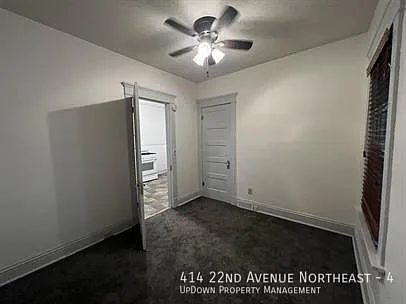 414 22nd Ave NE #4 — Photo 7