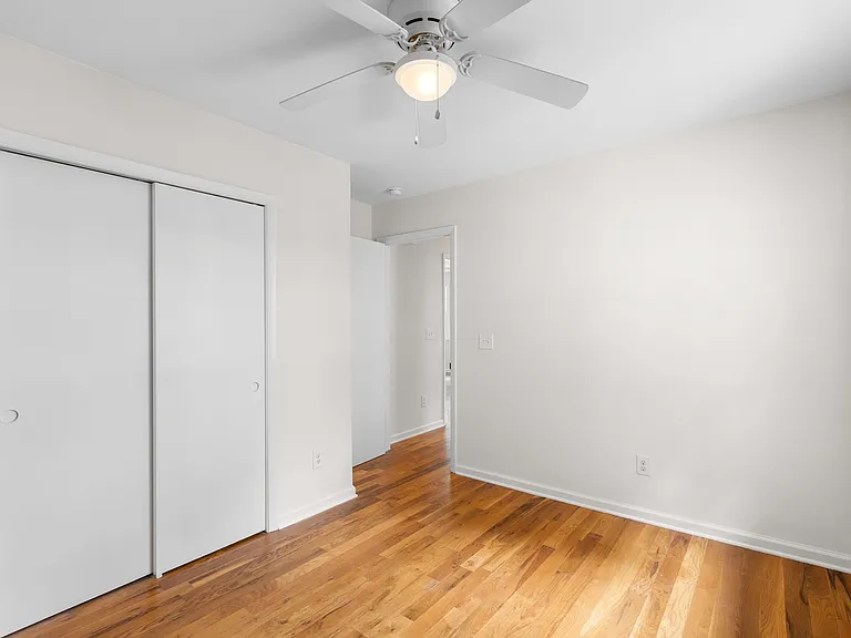 1036 Seymour Ave #A — Photo 9