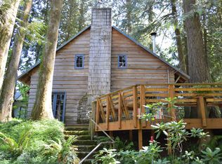 26590 E Roberts Rd, Welches, OR 97067