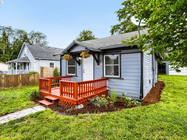2004 E 30th St, Vancouver, WA 98663